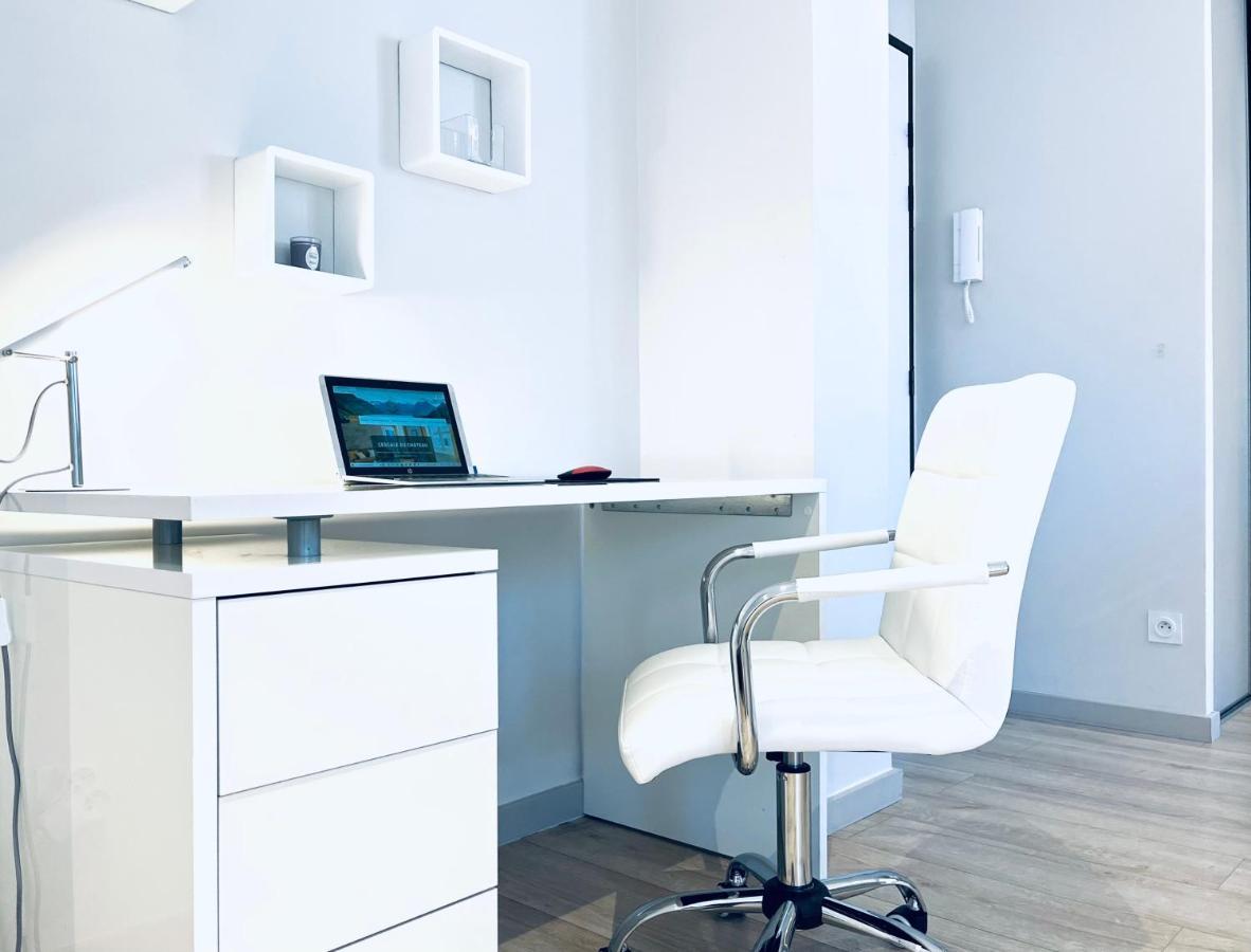 Le White Cosy A 5 Minutes Du Lac Avec Parking Privatif Gratuit 안시 외부 사진